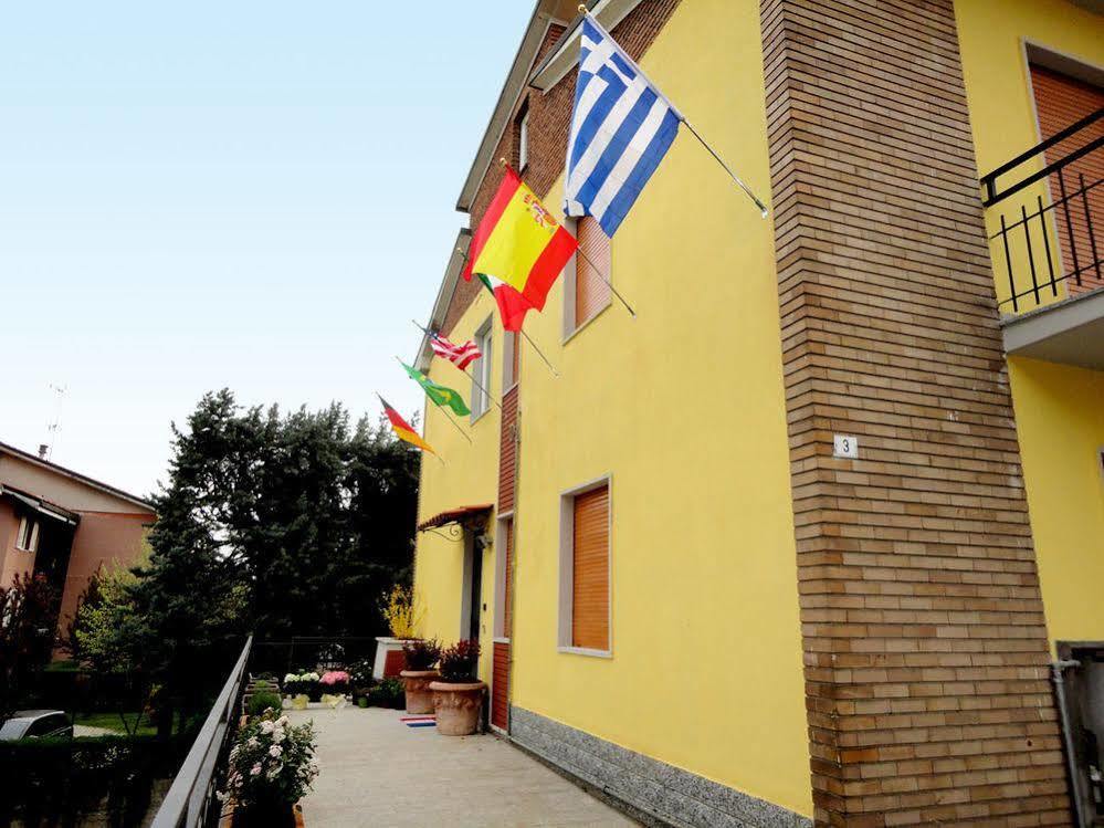 Pavia Ostello Exterior photo